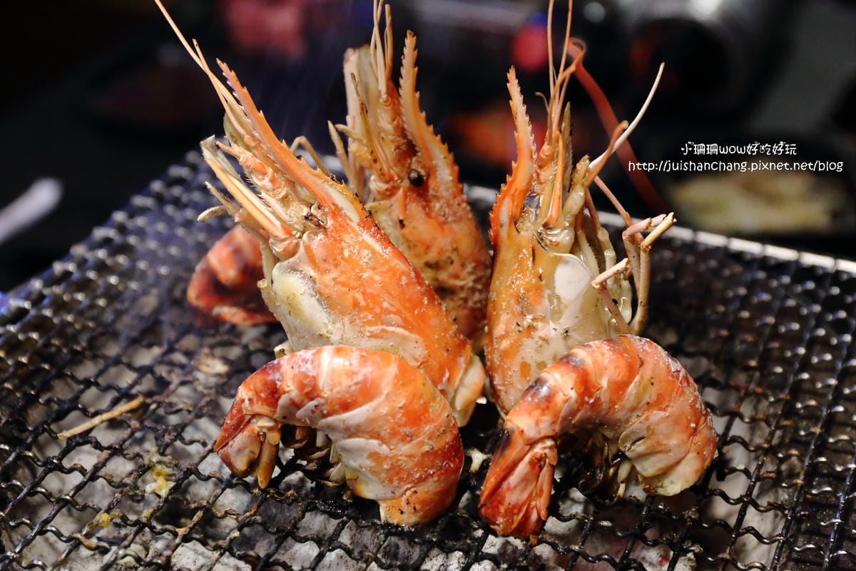 【食║中永和】燒惑日式炭火燒肉店～燒肉吃到飽，CP值超高！升級再免費招待一份產地直送巨無霸泰國蝦！