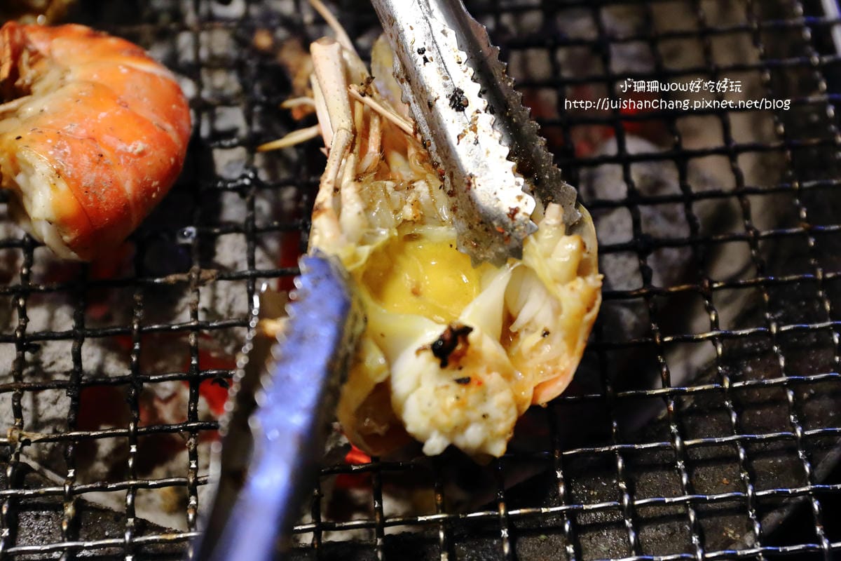 【食║中永和】燒惑日式炭火燒肉店～燒肉吃到飽，CP值超高！升級再免費招待一份產地直送巨無霸泰國蝦！