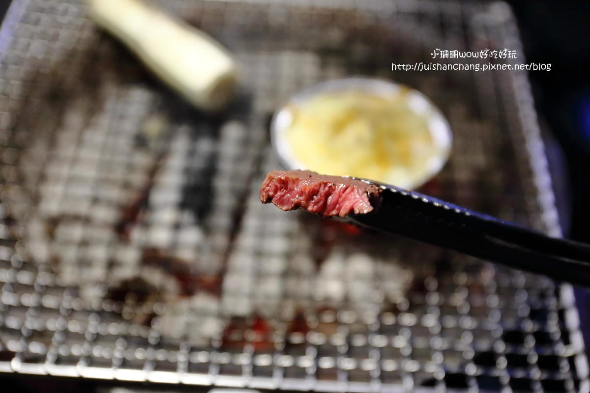 【食║中永和】燒惑日式炭火燒肉店～燒肉吃到飽，CP值超高！升級再免費招待一份產地直送巨無霸泰國蝦！