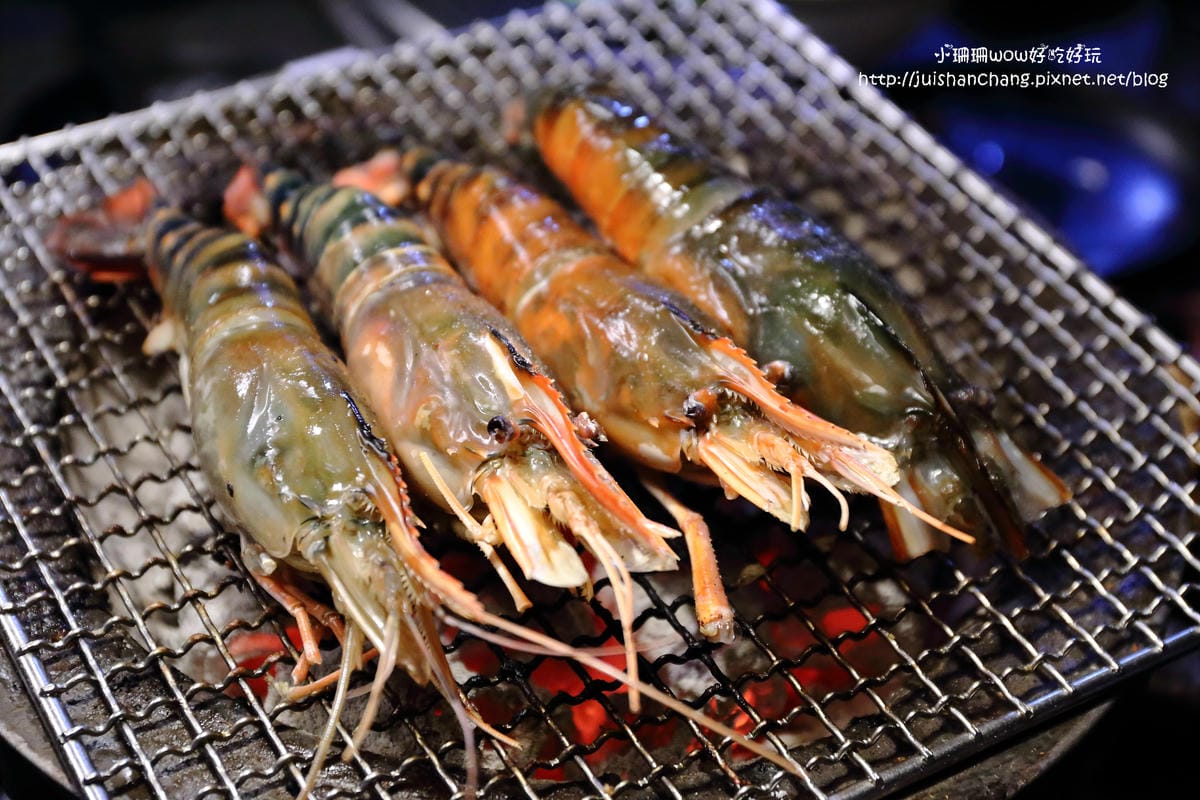 【食║中永和】燒惑日式炭火燒肉店～燒肉吃到飽，CP值超高！升級再免費招待一份產地直送巨無霸泰國蝦！