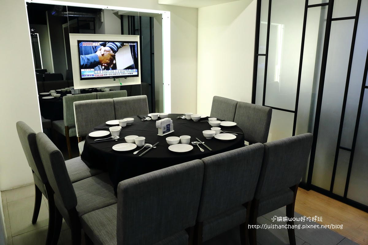 【食║三重】奇家新港式創作料理～新感覺の創作料理，一道道前所未見的新菜色，給你嶄新的視覺及味覺的感受