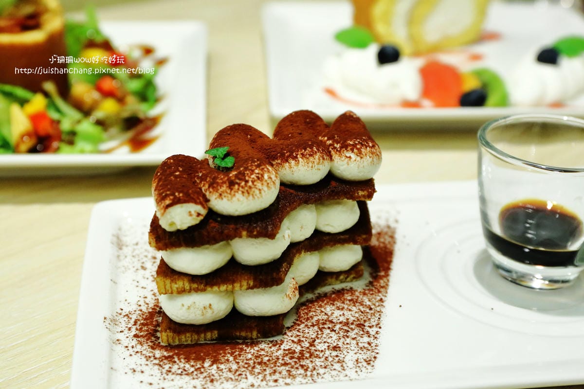 【食║台北】Monteur Café 夢甜屋～年輪蛋糕，風靡日本60年的甜點