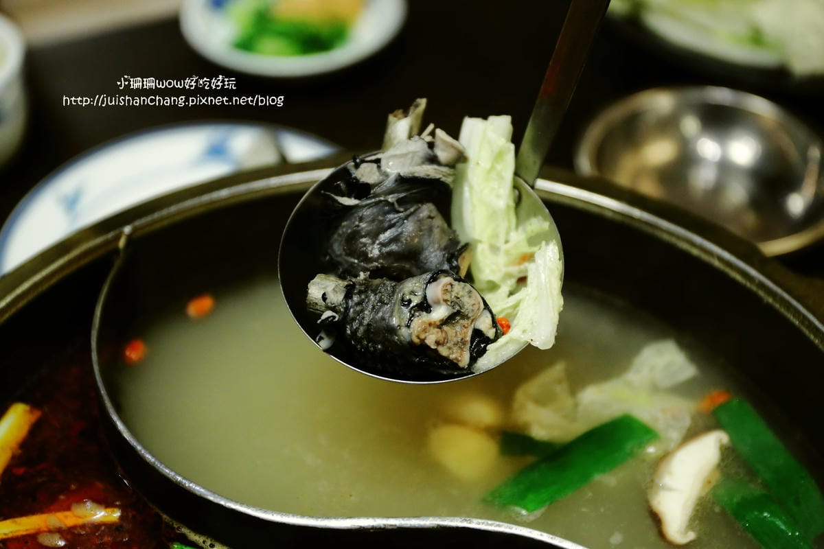 【食║台北】九寨十鍋四川麻辣鍋～溫潤不嗆喉，匈牙利國寶曼加利札豬必點，比牛還好吃