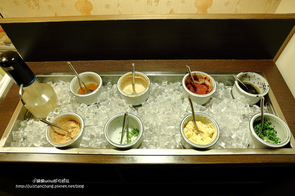 【食║台北】九寨十鍋四川麻辣鍋～溫潤不嗆喉，匈牙利國寶曼加利札豬必點，比牛還好吃