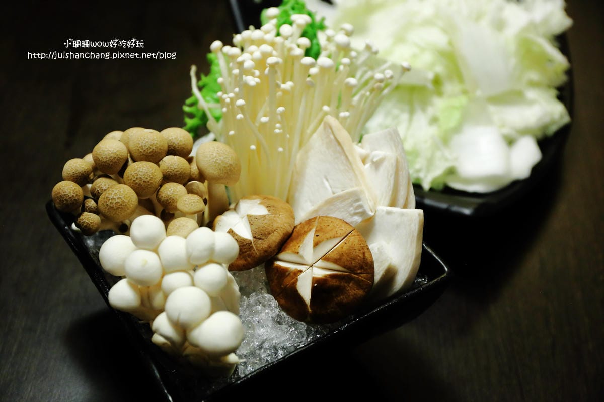 【食║台北】九寨十鍋四川麻辣鍋～溫潤不嗆喉，匈牙利國寶曼加利札豬必點，比牛還好吃