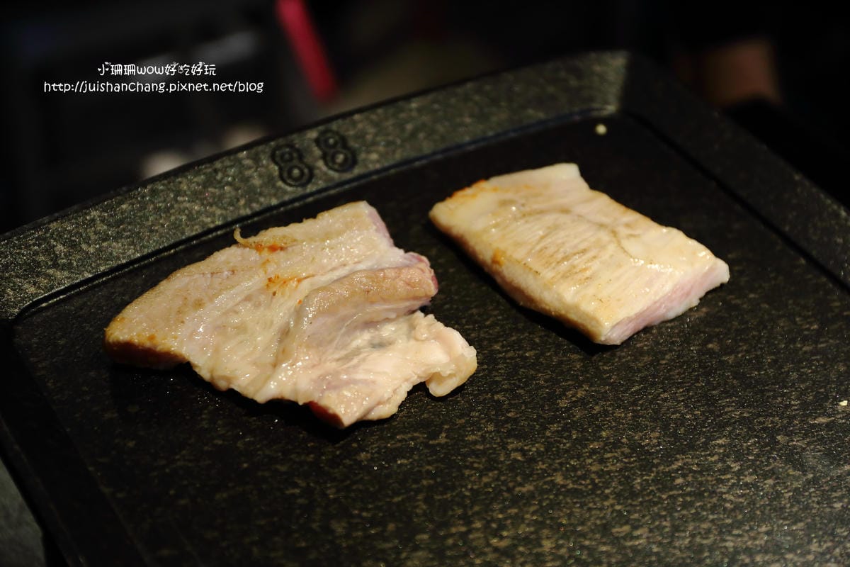 【食║台北】新沙洞韓國烤肉～吃了會上癮的韓國烤肉。近捷運國父紀念館站