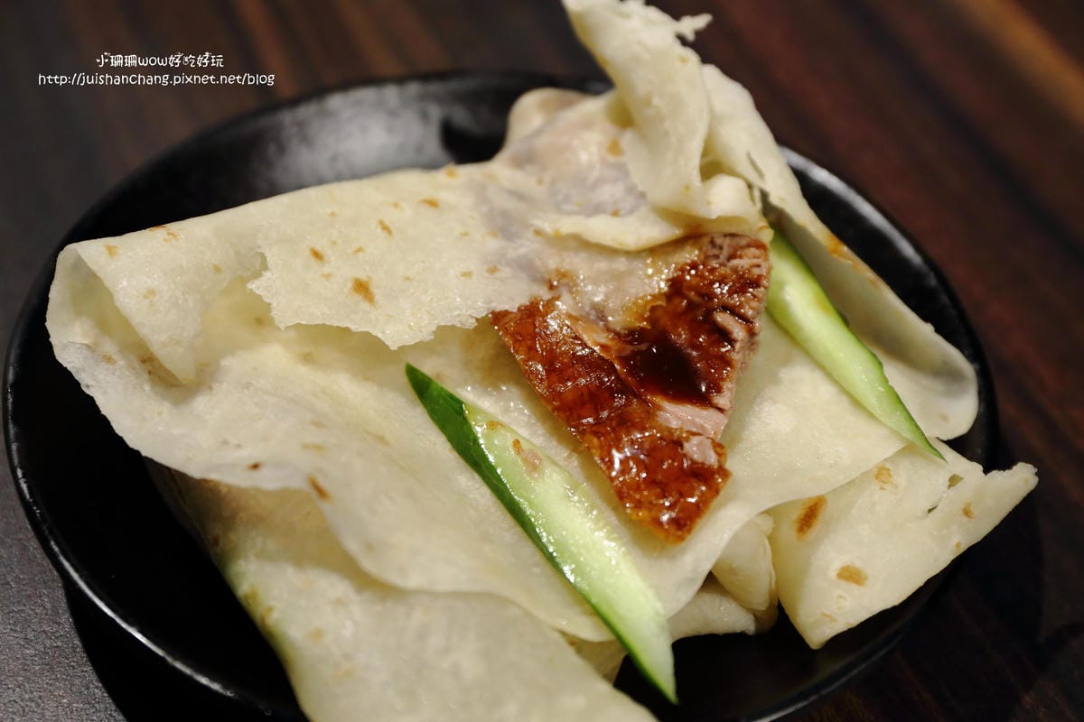 【食║台北】潮坊港式飲茶自助百匯（微風店）～高雄大八的美食正式進駐台北囉！平價港式料理吃到飽。傳統蒸籠推車。各類佳餚一次滿足！