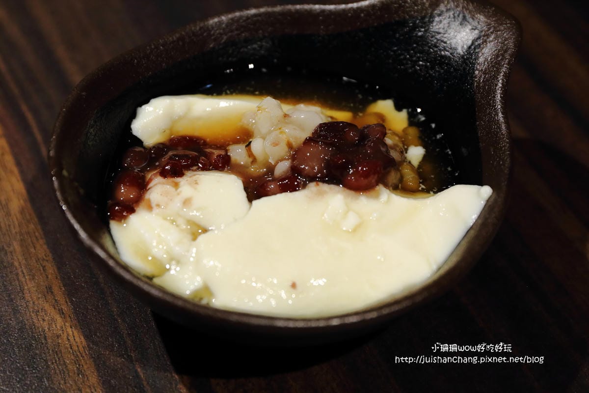 【食║台北】潮坊港式飲茶自助百匯（微風店）～高雄大八的美食正式進駐台北囉！平價港式料理吃到飽。傳統蒸籠推車。各類佳餚一次滿足！