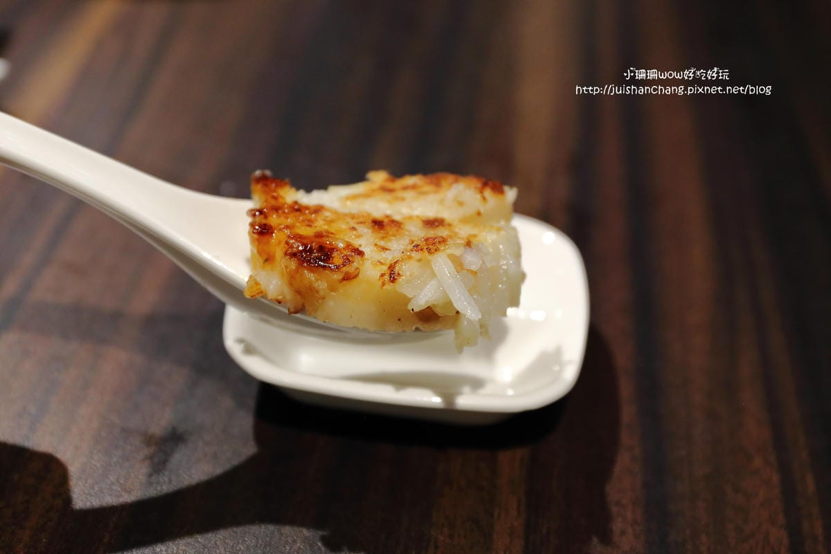 【食║台北】潮坊港式飲茶自助百匯（微風店）～高雄大八的美食正式進駐台北囉！平價港式料理吃到飽。傳統蒸籠推車。各類佳餚一次滿足！