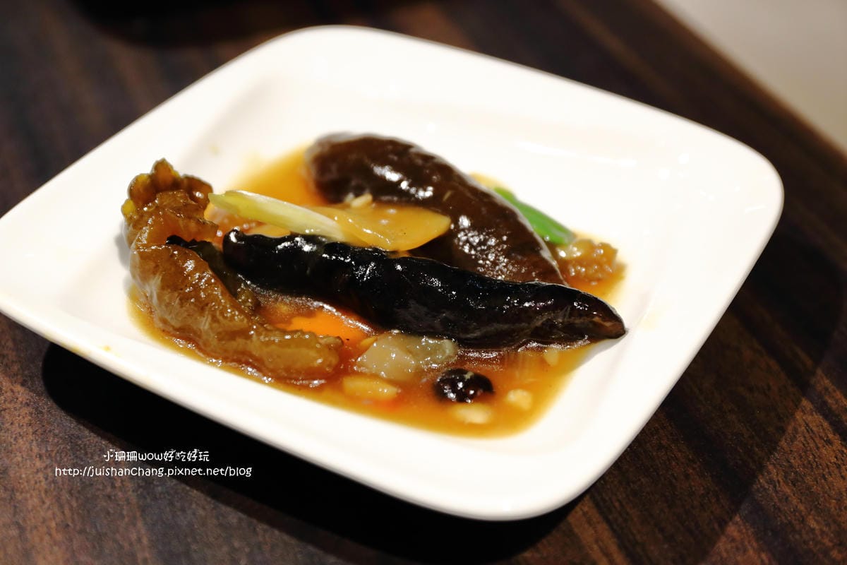 【食║台北】潮坊港式飲茶自助百匯（微風店）～高雄大八的美食正式進駐台北囉！平價港式料理吃到飽。傳統蒸籠推車。各類佳餚一次滿足！