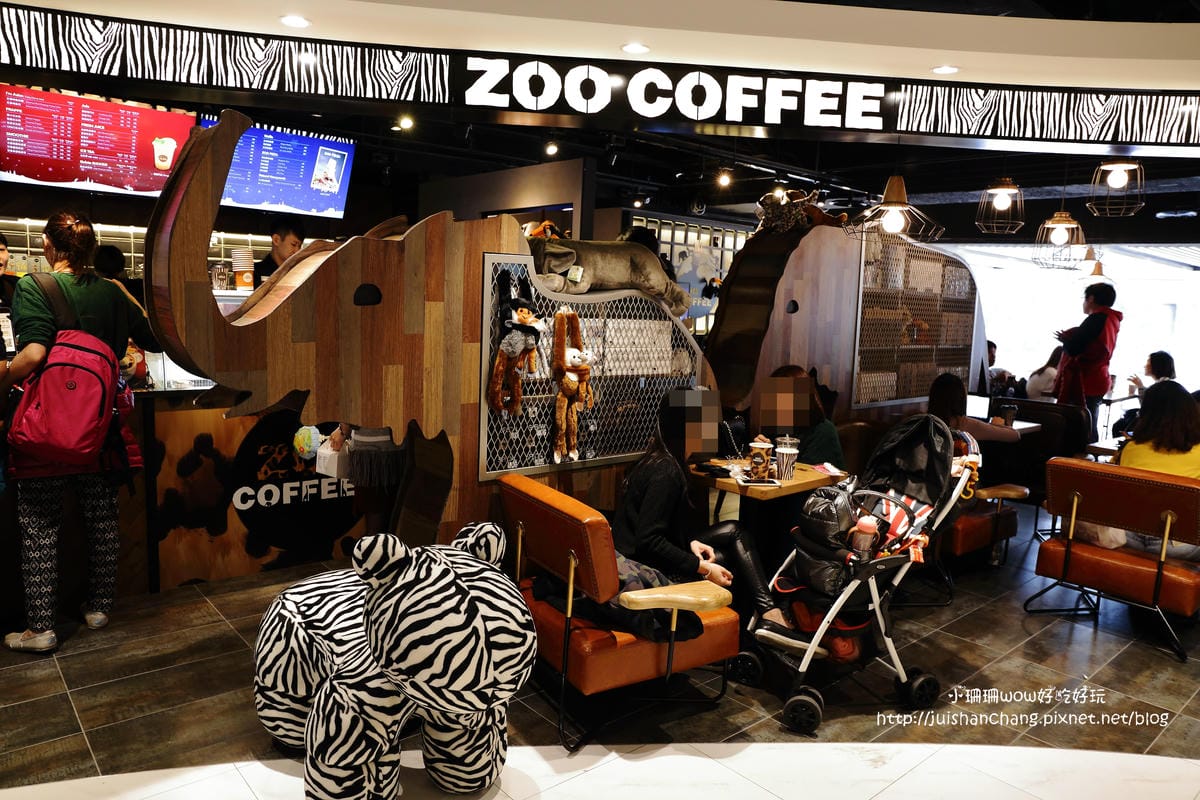 【食║台北】「善良的男人」咖啡廳 ZOO COFFEE～韓國人氣咖啡館台灣一號店！都市叢林，動物們陪你一起喝咖啡
