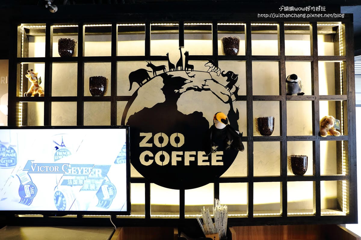 【食║台北】「善良的男人」咖啡廳 ZOO COFFEE～韓國人氣咖啡館台灣一號店！都市叢林，動物們陪你一起喝咖啡