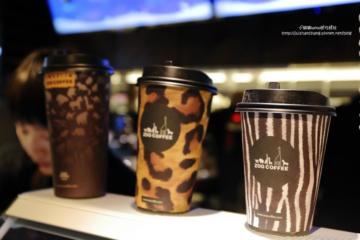 【食║台北】「善良的男人」咖啡廳 ZOO COFFEE～韓國人氣咖啡館台灣一號店！都市叢林，動物們陪你一起喝咖啡
