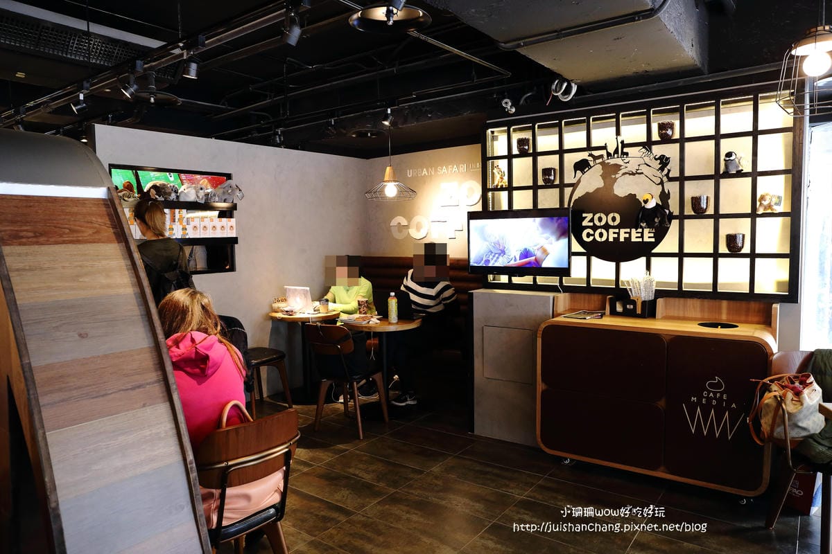 【食║台北】「善良的男人」咖啡廳 ZOO COFFEE～韓國人氣咖啡館台灣一號店！都市叢林，動物們陪你一起喝咖啡