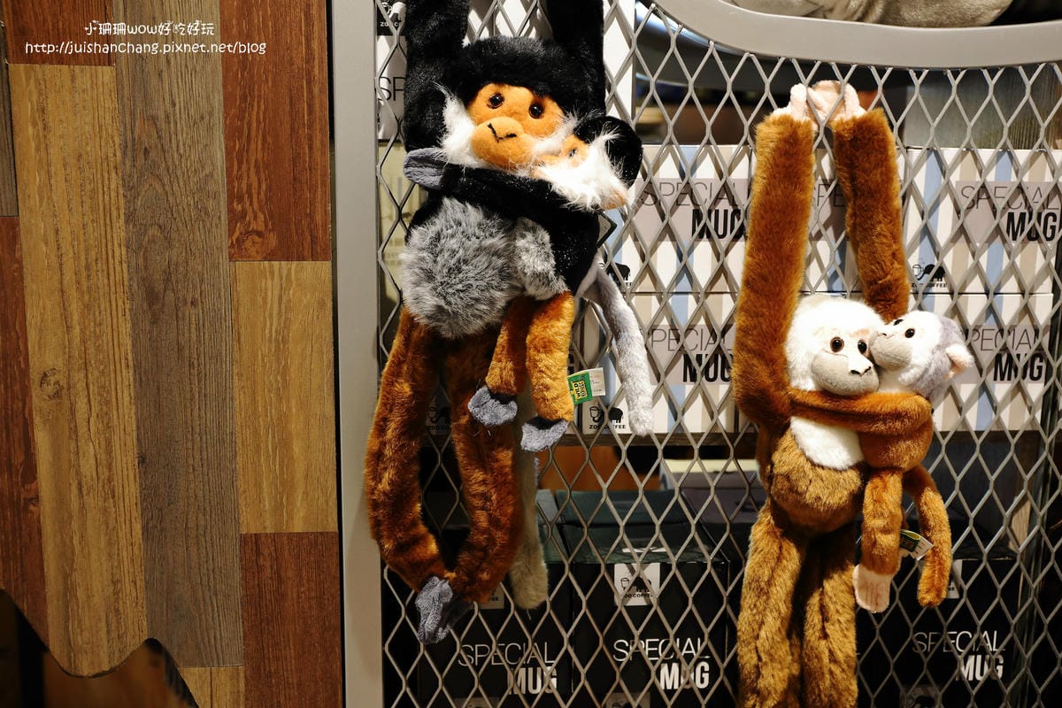 【食║台北】「善良的男人」咖啡廳 ZOO COFFEE～韓國人氣咖啡館台灣一號店！都市叢林，動物們陪你一起喝咖啡