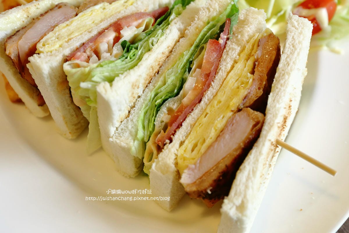 【食║板橋】窩在一起～早安！江子翠早午餐。質感手作料理，價格平實的巷弄早午餐