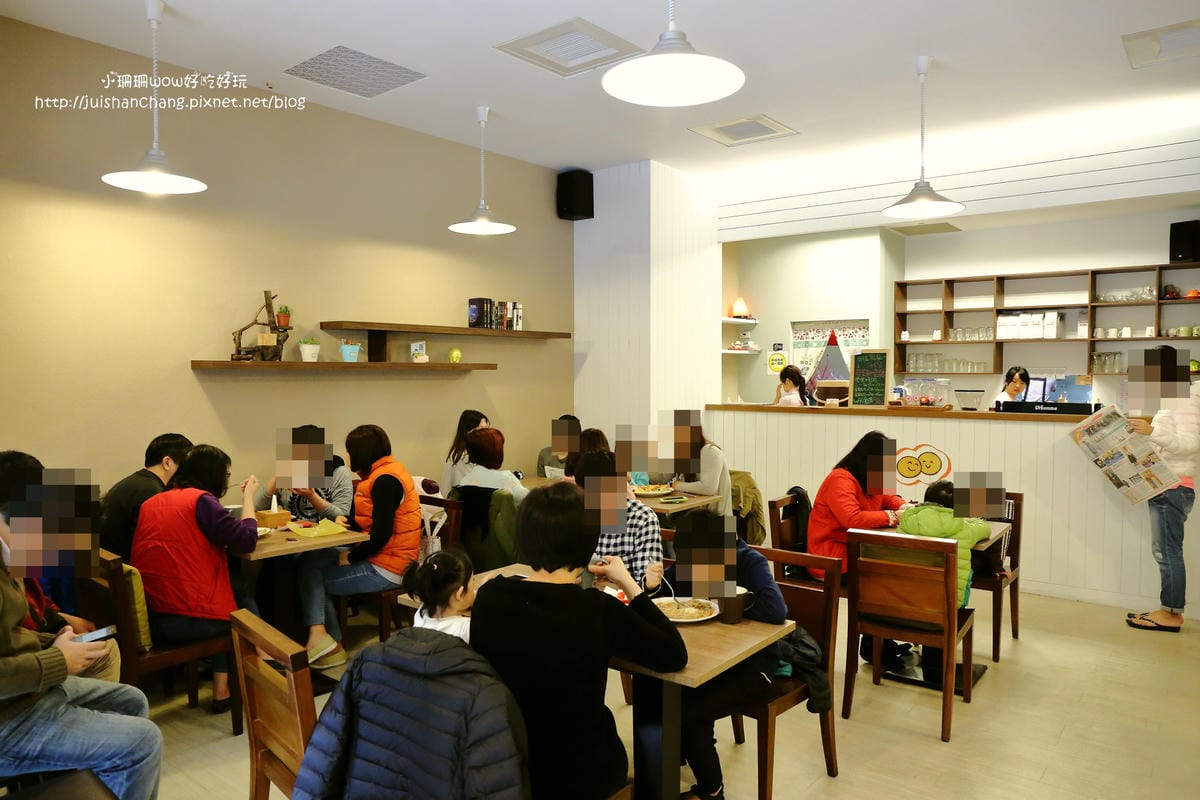 【食║板橋】窩在一起～早安！江子翠早午餐。質感手作料理，價格平實的巷弄早午餐