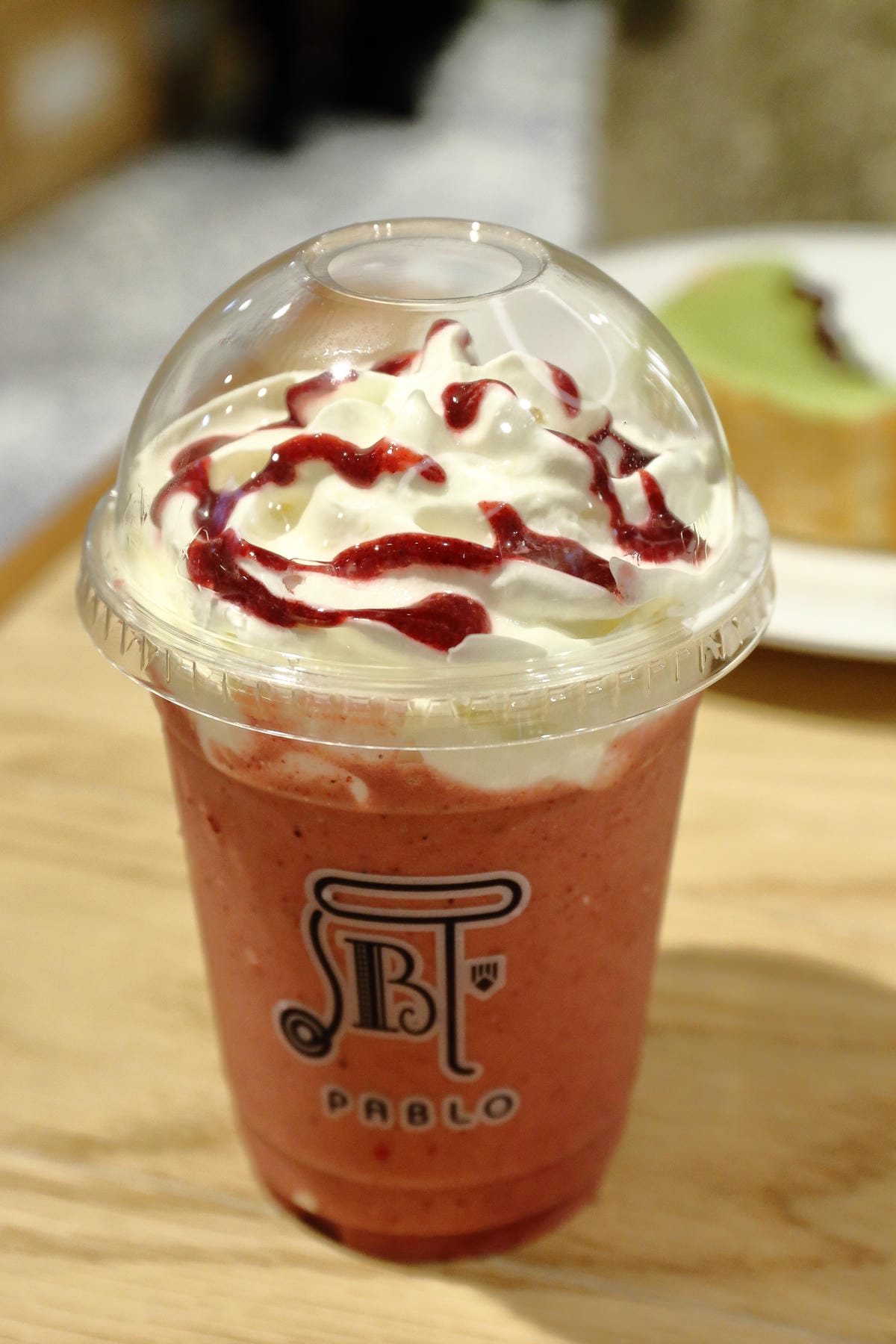 【食║台北】「PABLO」半熟起司蛋糕。台灣一號店～大阪排隊人氣No.1甜點來了！終於等到“它”了！會「流」的起司蛋糕！(已歇業)