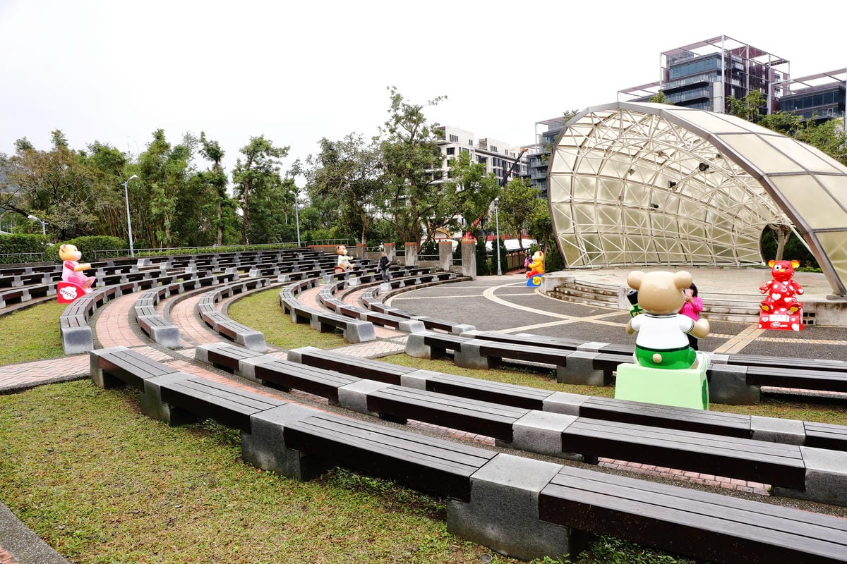 【遊║台北】2015樂活熊城市嘉年華。泰迪熊展台北登場～泰迪熊與城市有約， 蔣公熊現身！