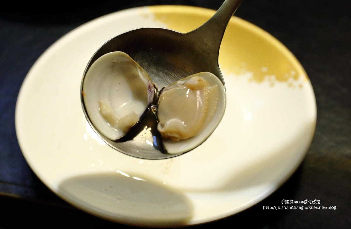 【食║三重】竹間精緻鍋物～三重火鍋。主打平價海鮮！口味獨到的特有湯頭，值得一訪再訪！