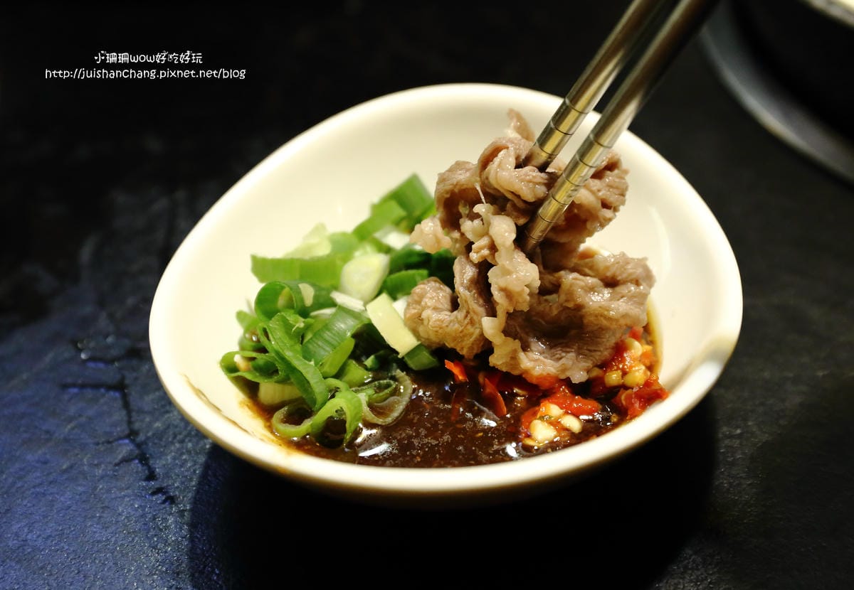 【食║三重】竹間精緻鍋物～三重火鍋。主打平價海鮮！口味獨到的特有湯頭，值得一訪再訪！