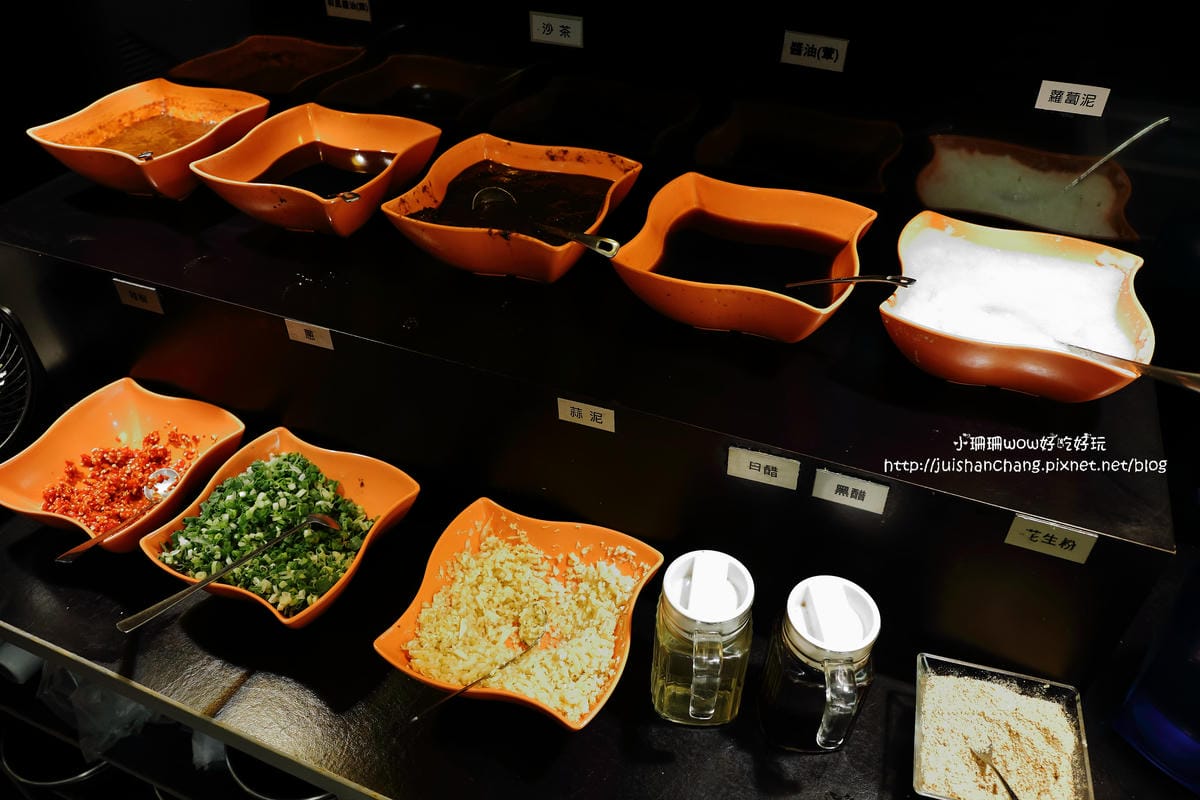 【食║三重】竹間精緻鍋物～三重火鍋。主打平價海鮮！口味獨到的特有湯頭，值得一訪再訪！