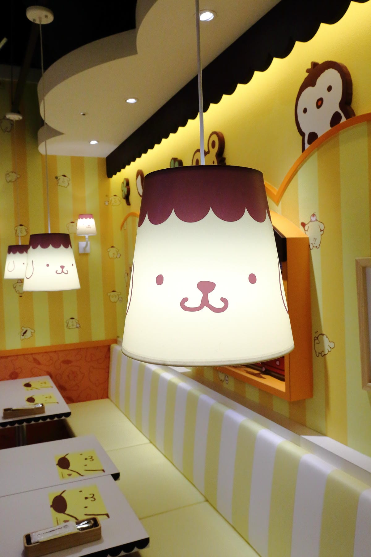 【食║台北】布丁狗餐廳 POMPOMPURIN Cafe。台灣一號店～日本超卡哇依卡通主題餐廳開幕，布丁狗陪你吃下午茶(已歇業)