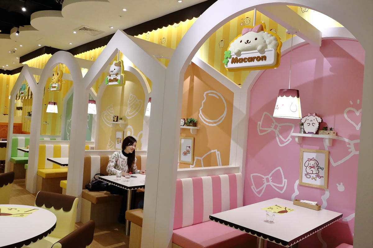 【食║台北】布丁狗餐廳 POMPOMPURIN Cafe。台灣一號店～日本超卡哇依卡通主題餐廳開幕，布丁狗陪你吃下午茶(已歇業)