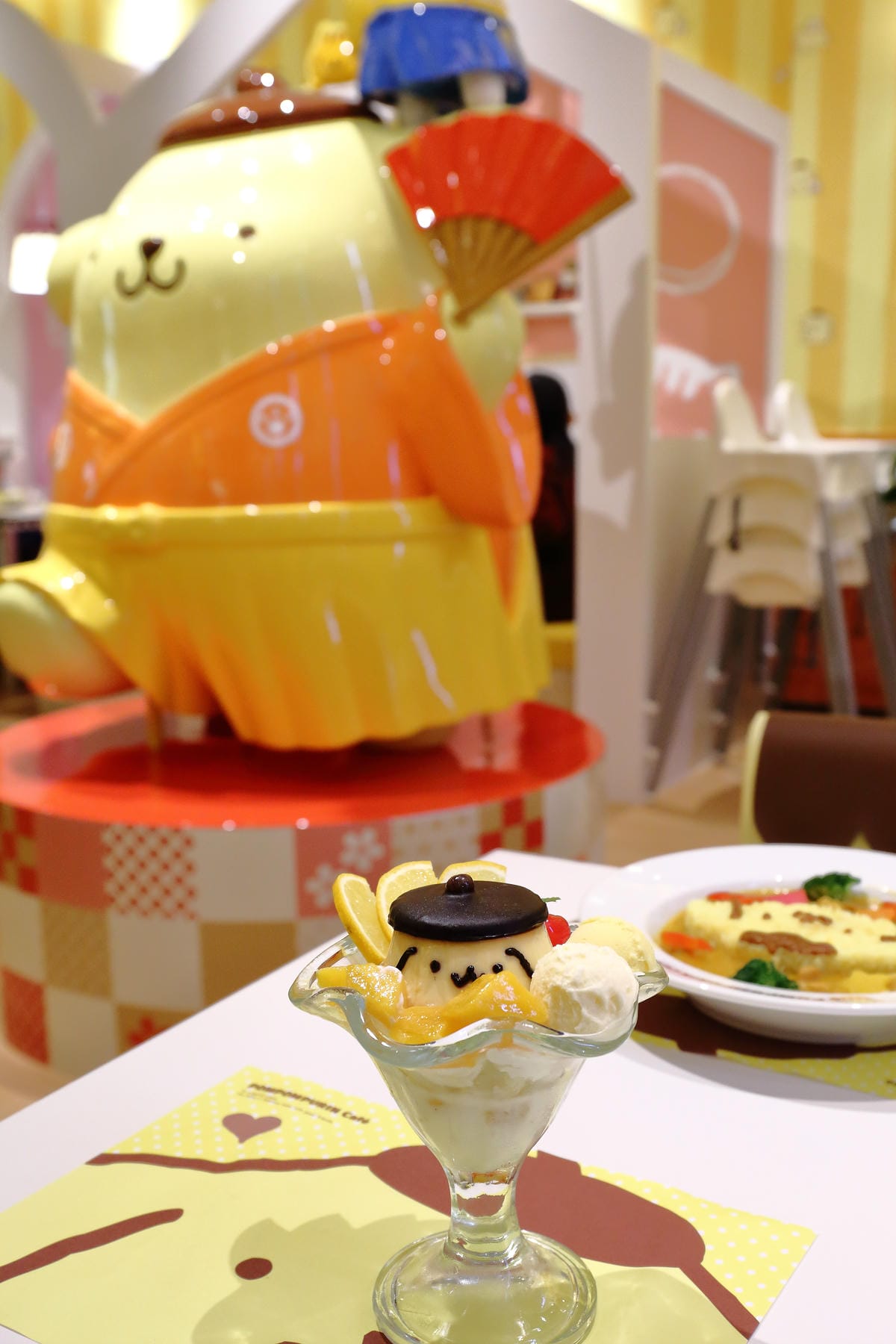 【食║台北】布丁狗餐廳 POMPOMPURIN Cafe。台灣一號店～日本超卡哇依卡通主題餐廳開幕，布丁狗陪你吃下午茶(已歇業)