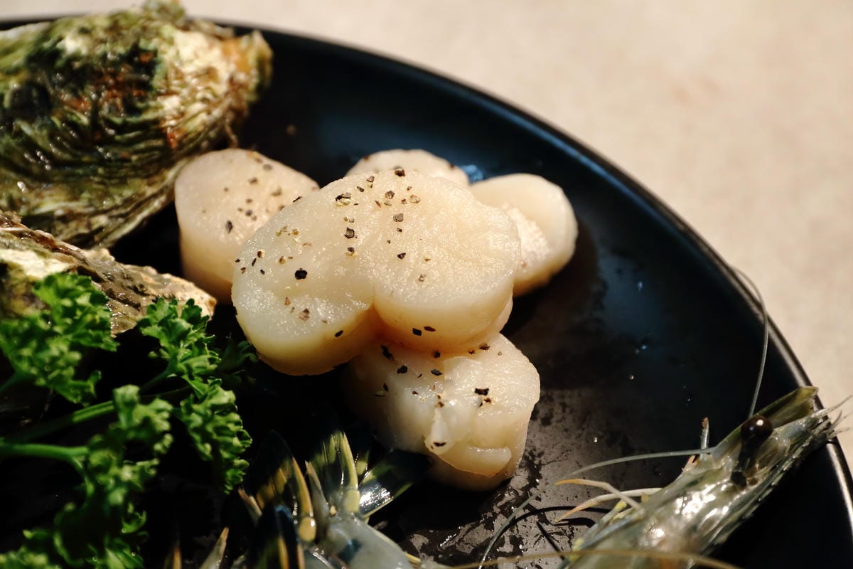 【食║台北】火之舞蓁品燒 和牛放題～忠孝敦化燒肉吃到飽。頂級燒肉，美味和牛饗宴，燒肉控們準備好大快朵頤吧！