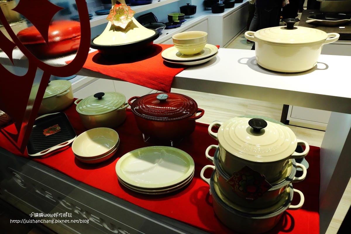 【遊║台北】林口三井Outlet「MITSUI OUTLET PARK」～北台灣最大Outlet。220品牌、16間獨家美食進駐。1/27盛大開幕