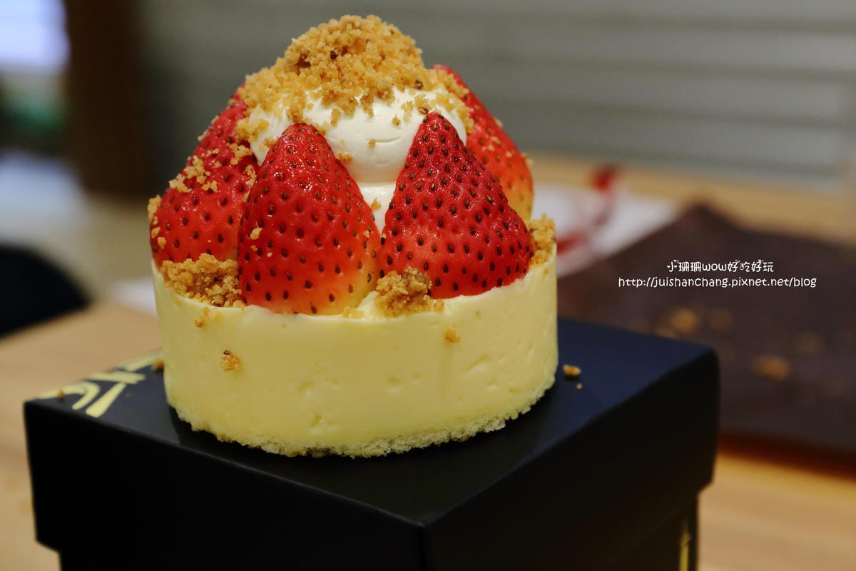 【遊║台北】林口三井Outlet「MITSUI OUTLET PARK」～北台灣最大Outlet。220品牌、16間獨家美食進駐。1/27盛大開幕