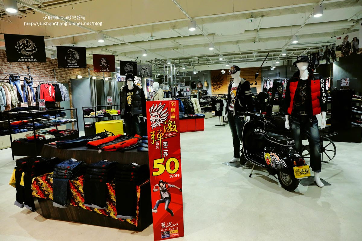 【遊║台北】林口三井Outlet「MITSUI OUTLET PARK」～北台灣最大Outlet。220品牌、16間獨家美食進駐。1/27盛大開幕