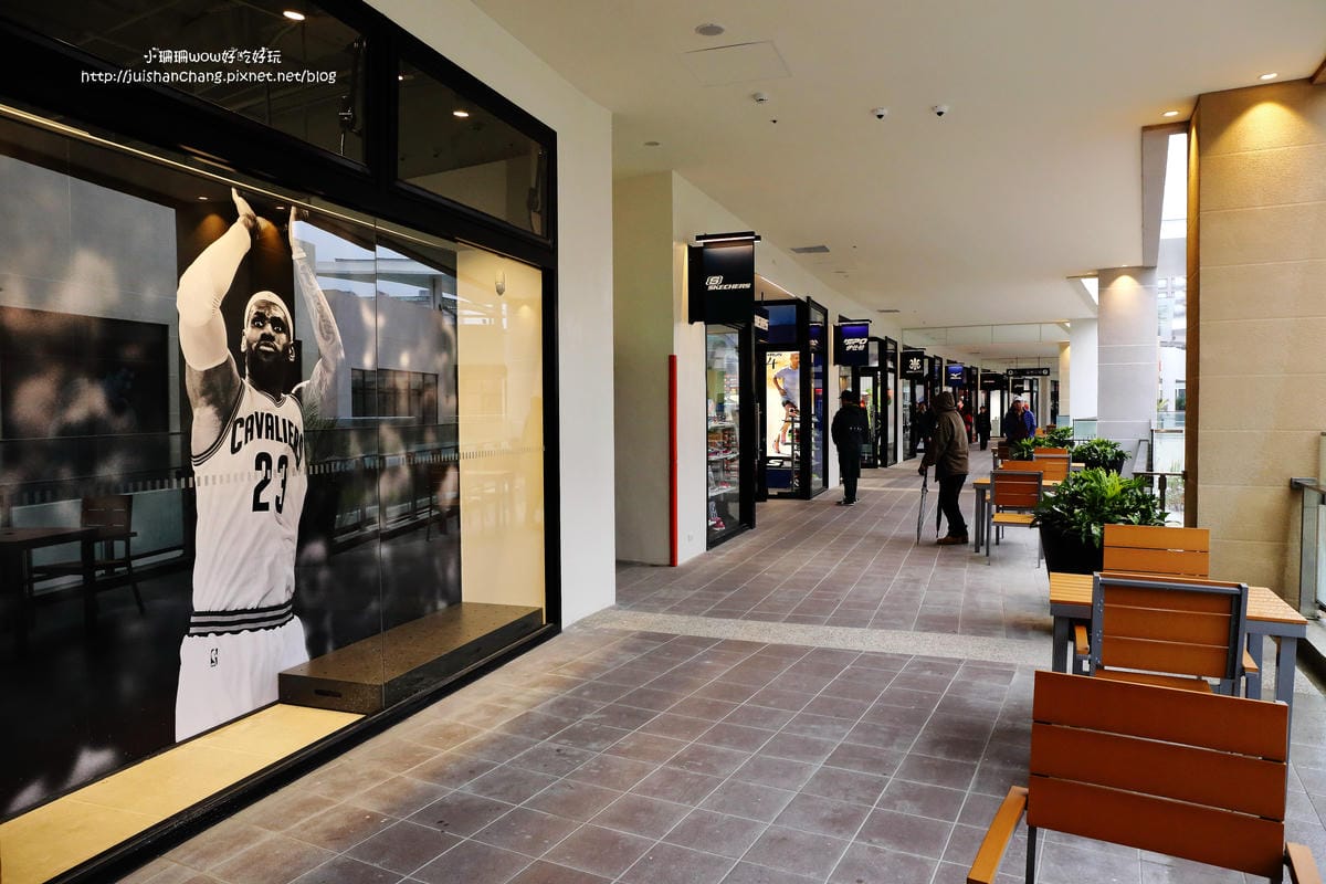 【遊║台北】林口三井Outlet「MITSUI OUTLET PARK」～北台灣最大Outlet。220品牌、16間獨家美食進駐。1/27盛大開幕