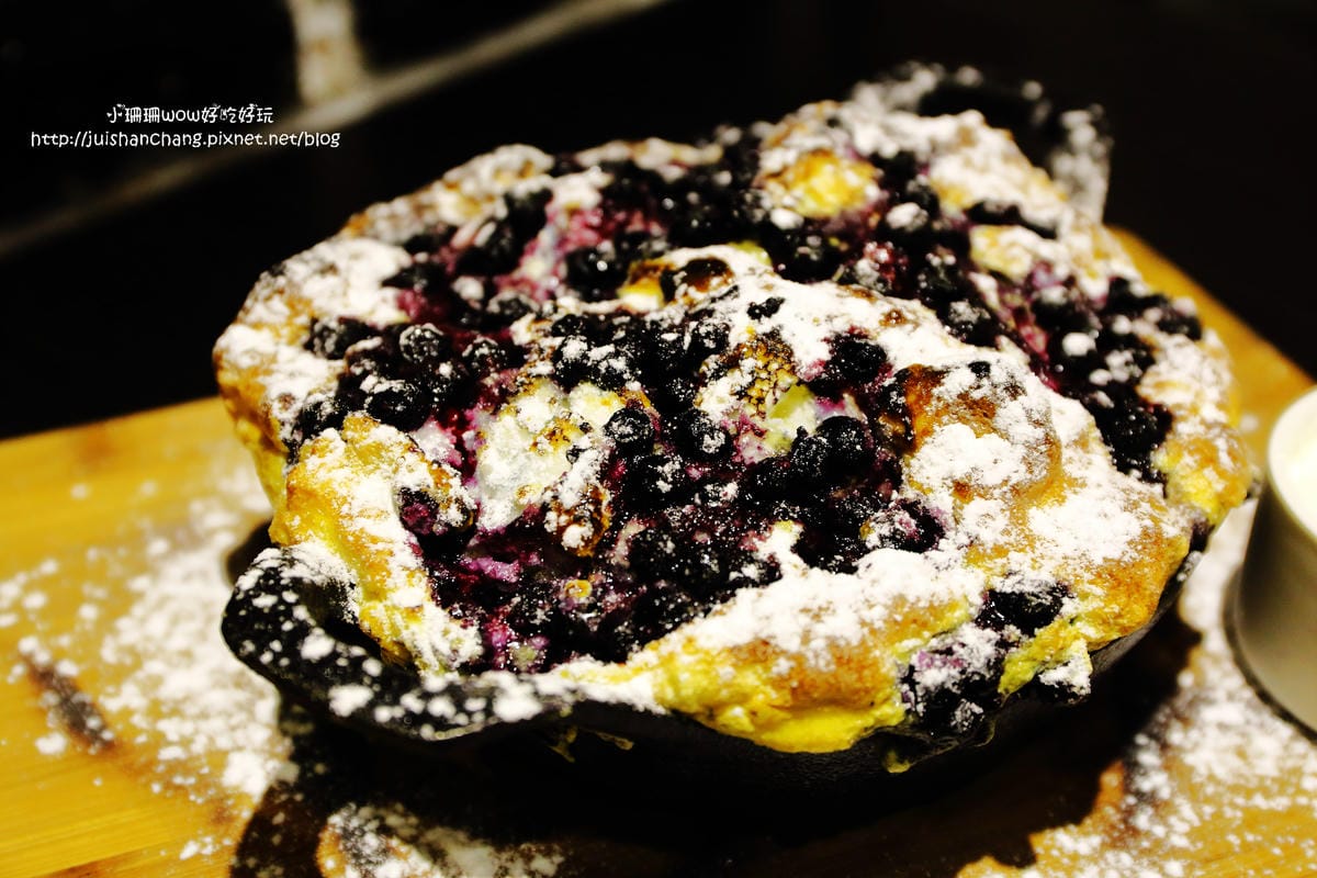 【食║台北】Mastro Cafe～咖啡VS.美食。「戰斧豬排」重量級霸氣登場，驚豔破表！