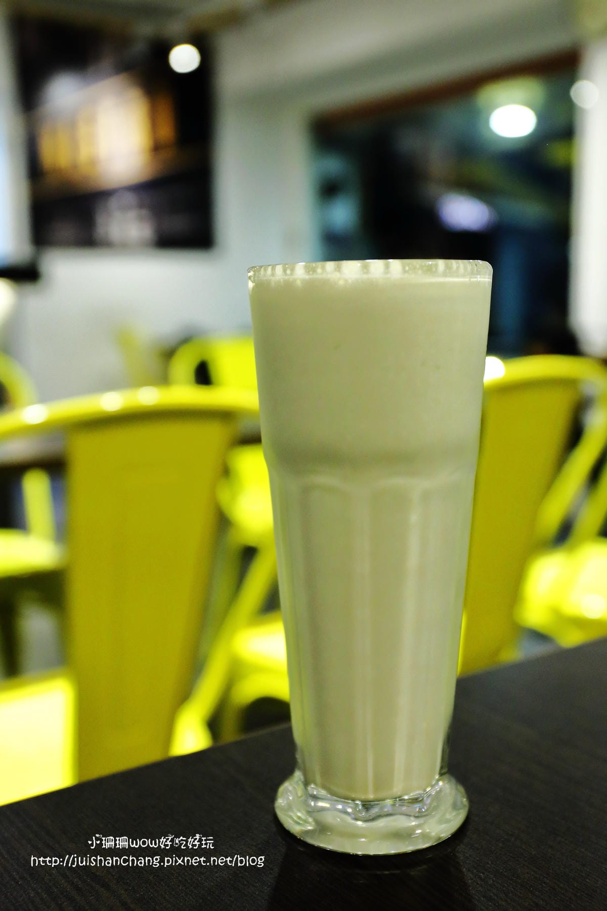 【食║台北】Mastro Cafe～咖啡VS.美食。「戰斧豬排」重量級霸氣登場，驚豔破表！