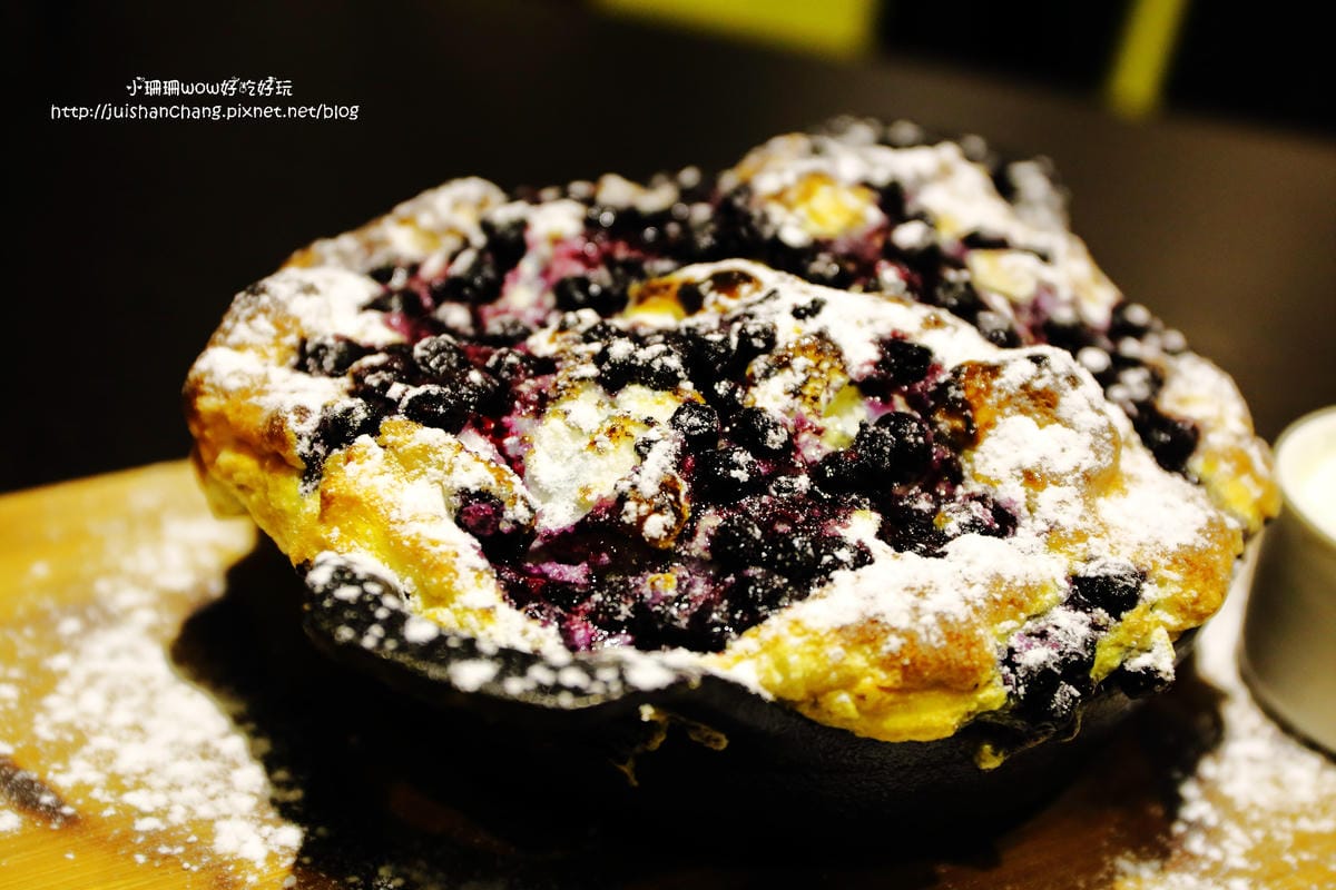 【食║台北】Mastro Cafe～咖啡VS.美食。「戰斧豬排」重量級霸氣登場，驚豔破表！