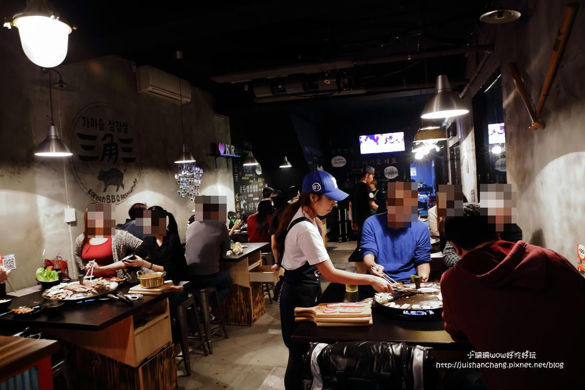 【食║台北】三角三韓國道地烤肉～51公分的大鍋蓋，正宗韓式口味！大口吃肉+正妹桌邊服務，道地的口味連韓國人也愛！