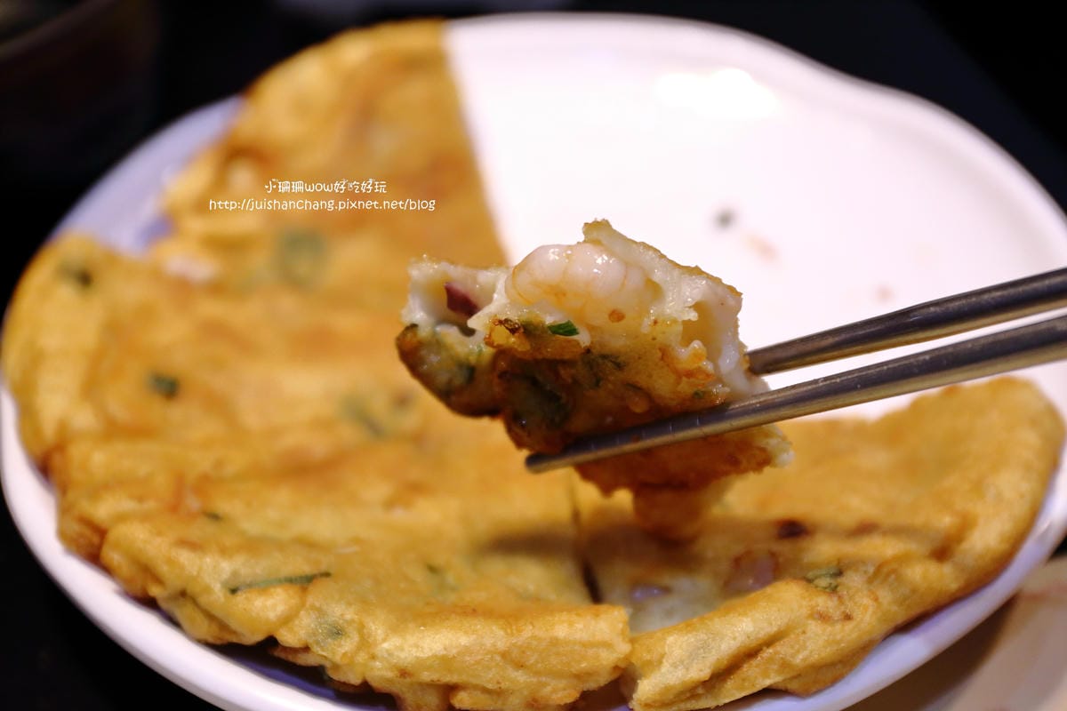 【食║新莊】劉震川日韓風味鍋（新莊幸福店）～韓食出新招創意，火烤兩吃，大份量又美味的韓式料理