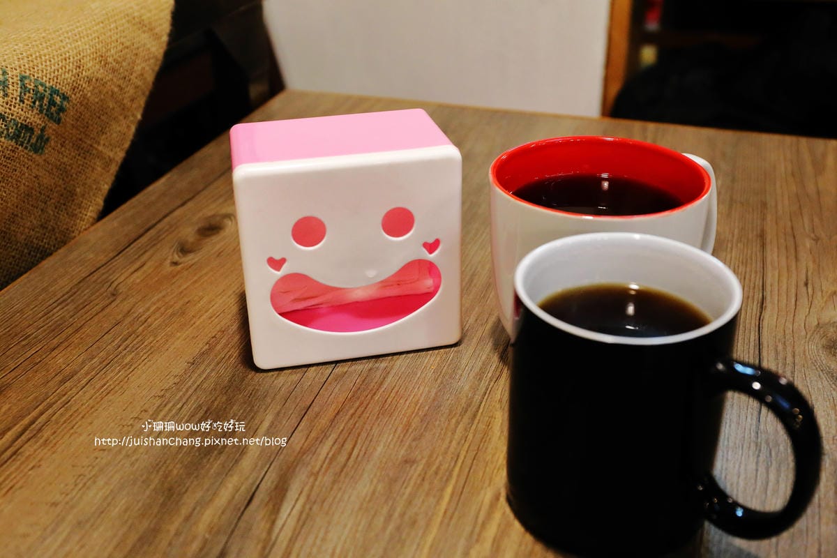 【食║中和】尼克叔叔創意廚房～華新街巷弄美食。低調招牌隱藏美味。早午餐、義大利麵、下午茶、點心，無國界小食店(已歇業)