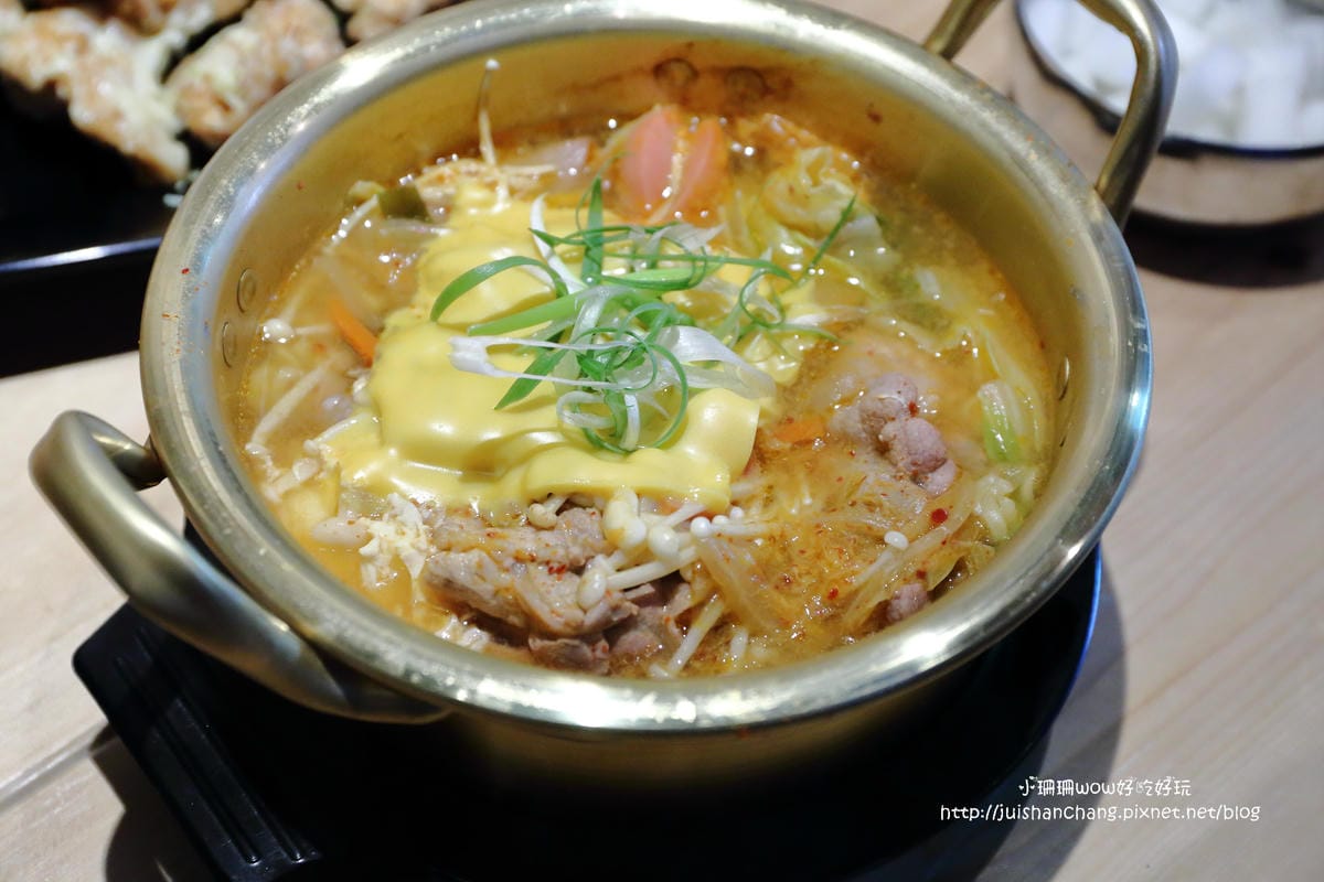 【食║台中】大發四色炸雞～追韓劇必吃，讓人吮指的美味