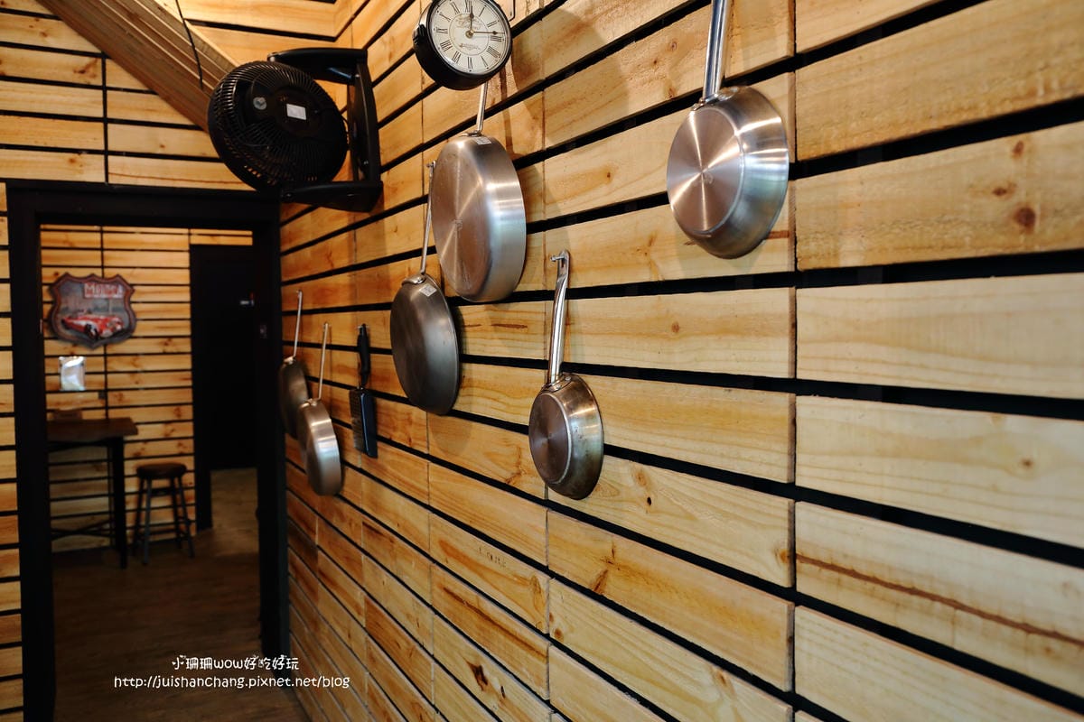 【食║台中】大發四色炸雞～追韓劇必吃，讓人吮指的美味