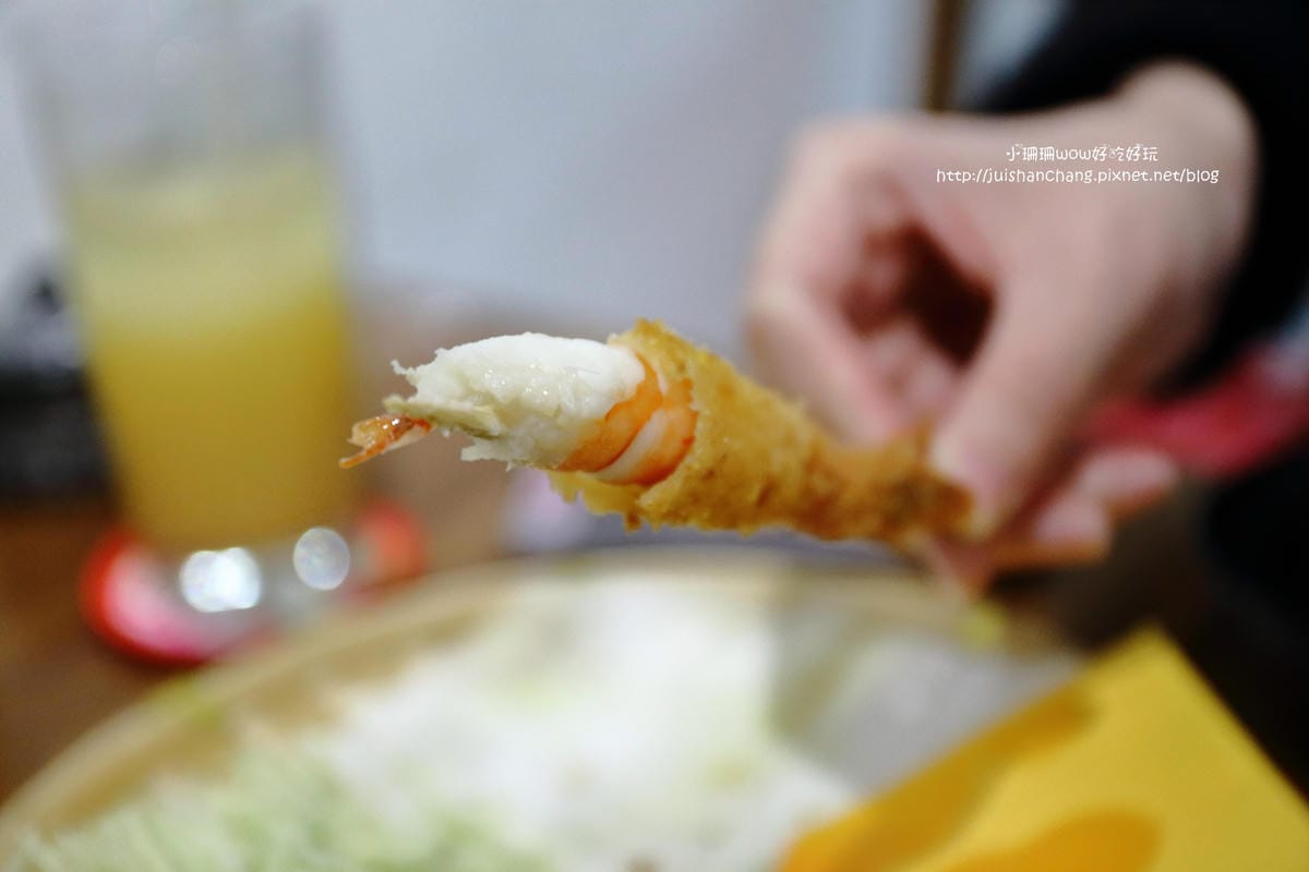 【食║板橋】極串揚酒場居酒屋～新埔捷運站美食。名古屋「串炸」來了！ 60年秘傳粉漿，獨家秘方調味，道地口味美味無比！