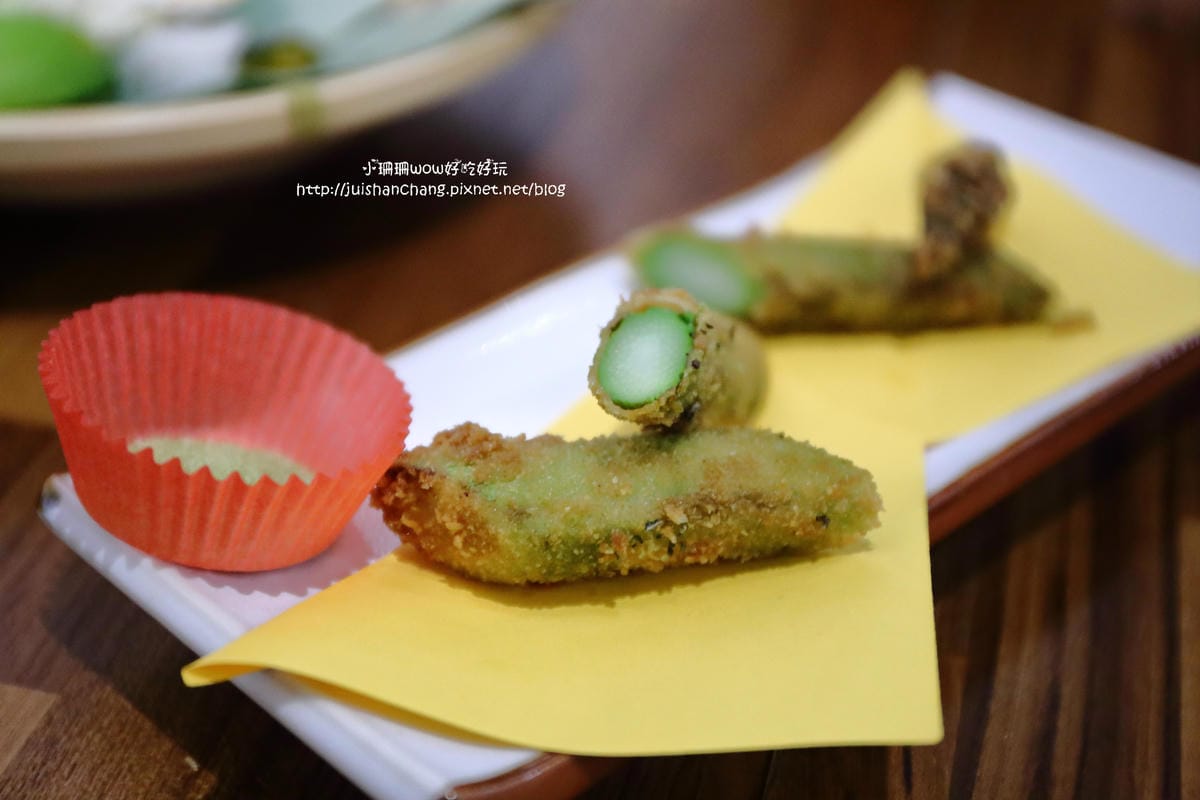 【食║板橋】極串揚酒場居酒屋～新埔捷運站美食。名古屋「串炸」來了！ 60年秘傳粉漿，獨家秘方調味，道地口味美味無比！