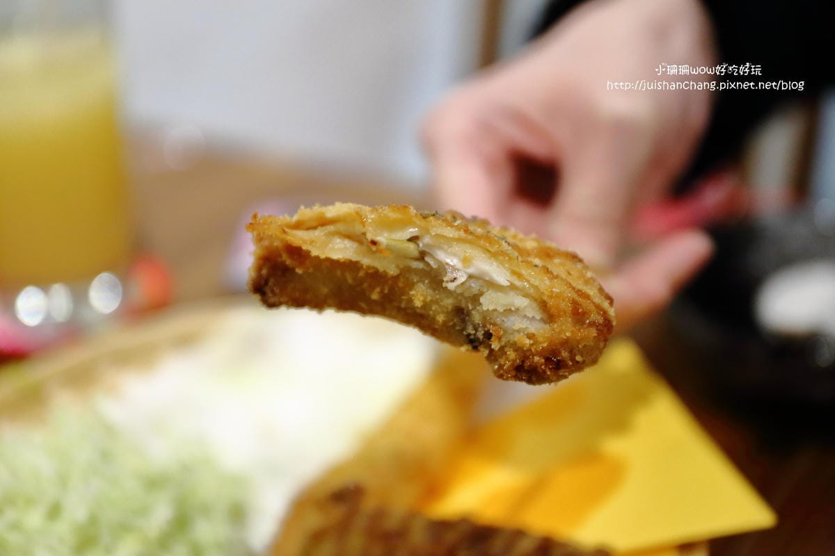 【食║板橋】極串揚酒場居酒屋～新埔捷運站美食。名古屋「串炸」來了！ 60年秘傳粉漿，獨家秘方調味，道地口味美味無比！