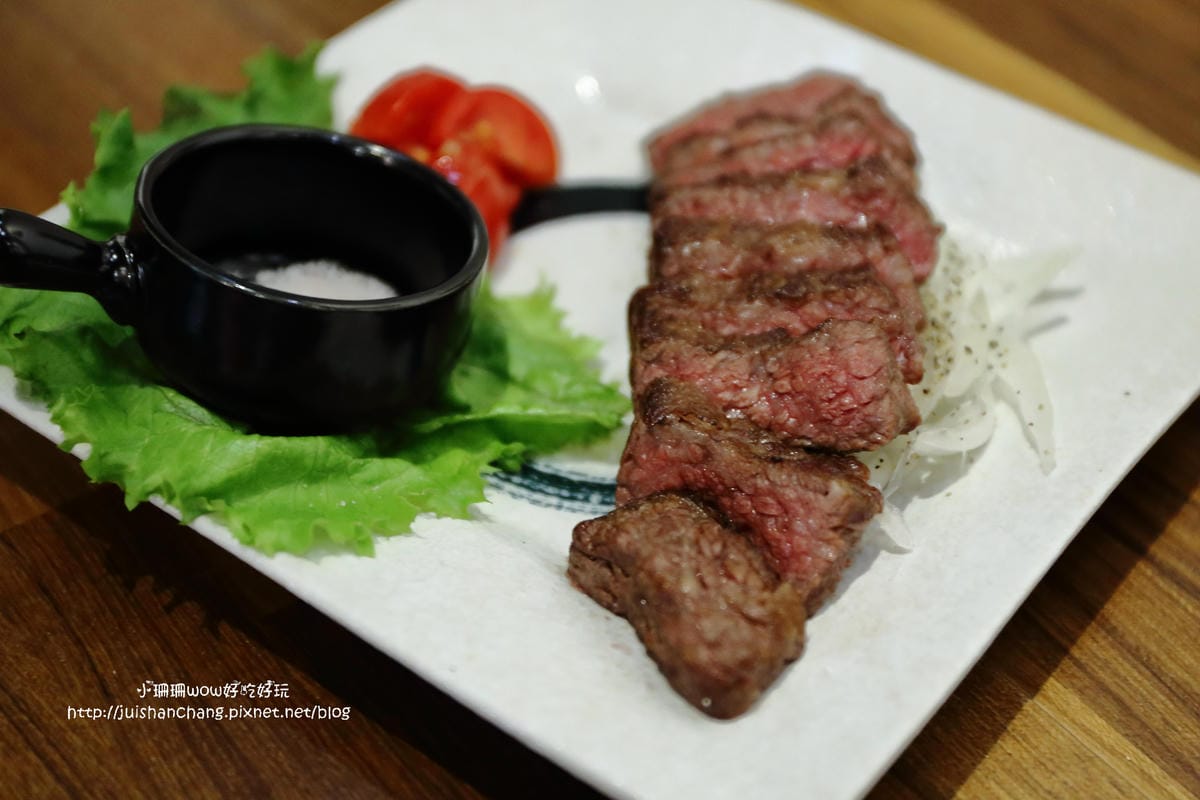 【食║板橋】極串揚酒場居酒屋～新埔捷運站美食。名古屋「串炸」來了！ 60年秘傳粉漿，獨家秘方調味，道地口味美味無比！