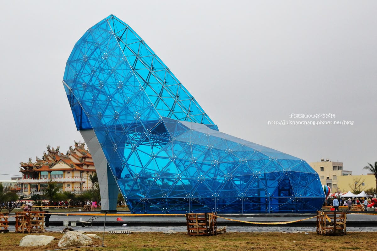 【遊║嘉義布袋】玻璃高跟鞋教堂～嘉義新亮點！話題已經引起全球熱潮！