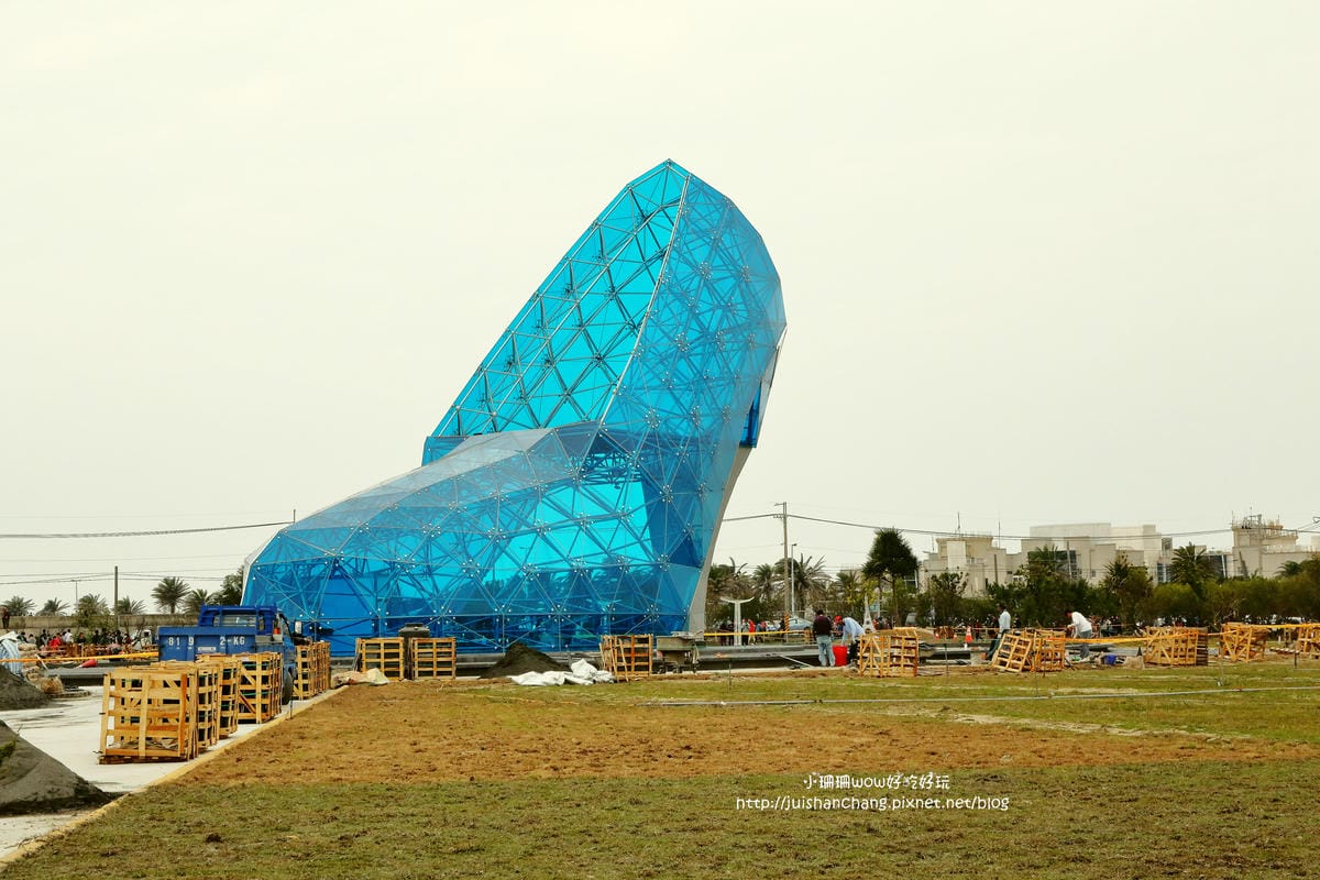 【遊║嘉義布袋】玻璃高跟鞋教堂～嘉義新亮點！話題已經引起全球熱潮！