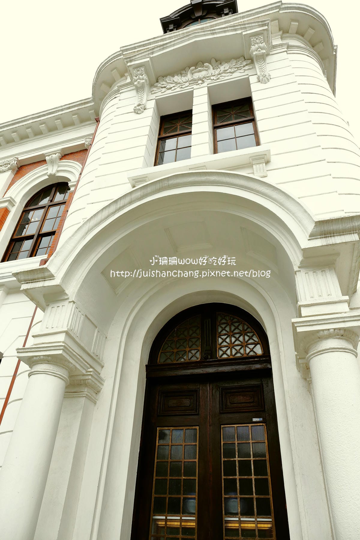 【食║台中】台中市役所文創園區～在日治時期全台灣最華麗之市役所用餐，Cafe1911&昭和沙龍，古典玫瑰園攜手文創人才全新劇作！