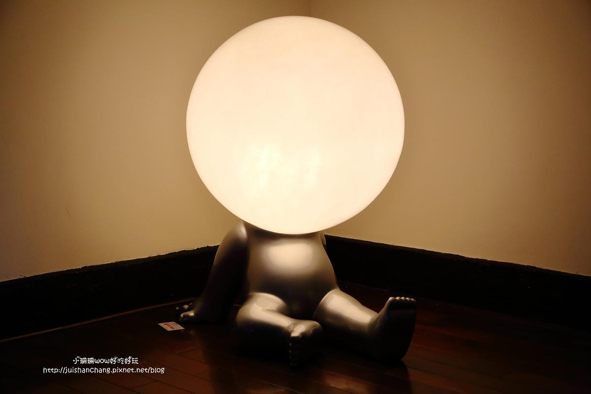 【食║台中】台中市役所文創園區～在日治時期全台灣最華麗之市役所用餐，Cafe1911&昭和沙龍，古典玫瑰園攜手文創人才全新劇作！